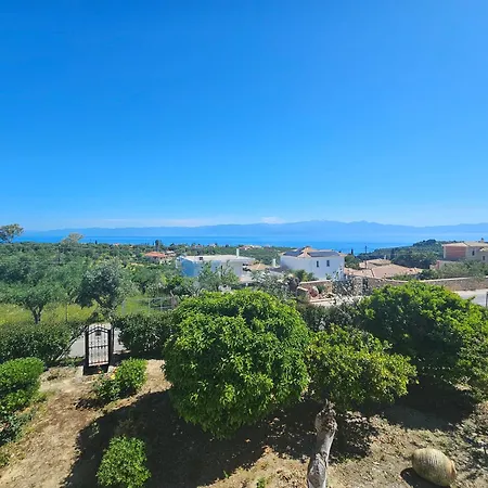 Vakantiehuis Vista Koroni - Sea View Apartment Over Olive Grove And Mountains Koróni