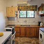Vista Koroni - Sea View Apartment Over Olive Grove And Mountains 度假居 *