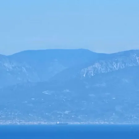 Vista - Sea View Over Olive Grove And Mountains *