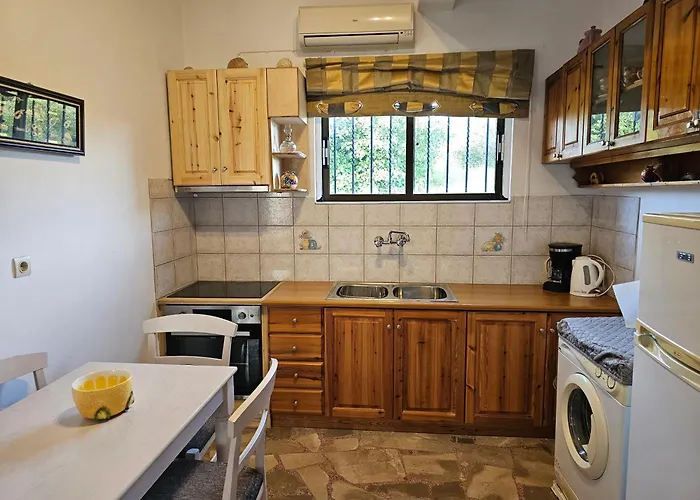 Vista Koroni - Sea View Apartment Over Olive Grove And Mountains Semesterbostad *